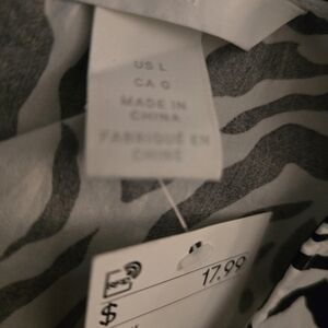 H&M - Black and White Zebra Print Top